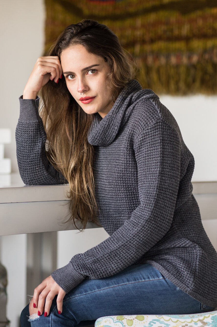 Nina Gris Taina